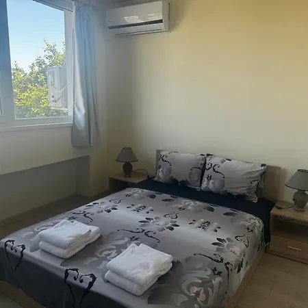 Avelov Art * בורגאס