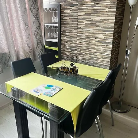 Avelov Art Apartamento *